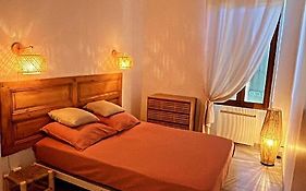 Appartement T2 Centre Village