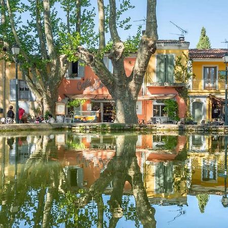 Appartement T2 Centre Village Cucuron Exterior foto