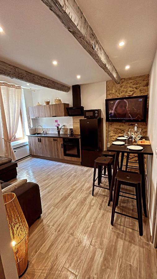 Appartement T2 Centre Village Cucuron Exterior foto